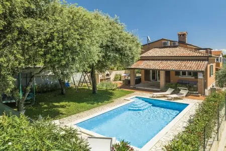 Villa Medulin, Appartement en Croatie près des Plages - Photo 2