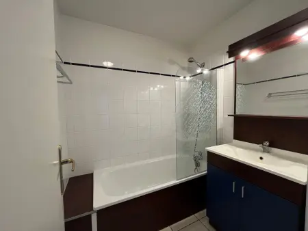 Charmant T2 avec WIFI à 200m des Thermes, Appartement 2 personnes à La Roche Posay - Photo 12