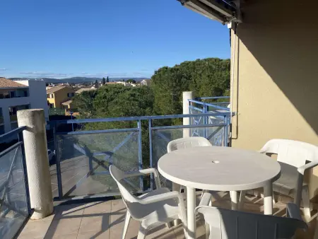 Duplex 2 pièces avec terrasse et piscine à Balaruc-les-Bains - Photo 8