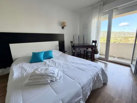 Studio à Saint-Florent avec balcon et climatisation - Photo 4
