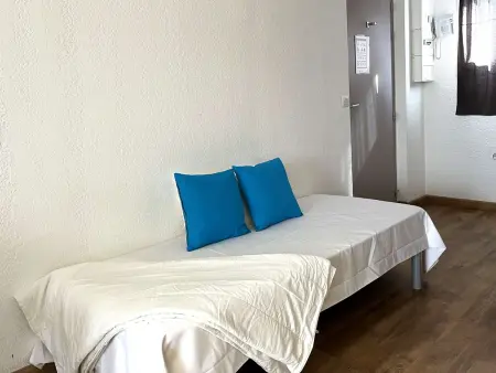 Studio à Saint-Florent avec balcon et climatisation - Photo 5
