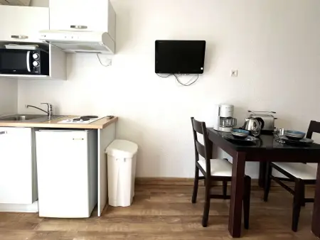 Studio à Saint-Florent avec balcon et climatisation - Photo 6