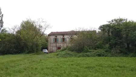 Maison accueillante avec jardin à Sainte-Suzanne - Photo 12
