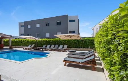 Maison 12 personnes à Zaboric - Photo 9