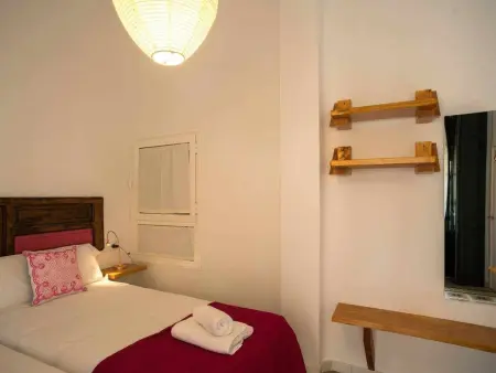 Maison XIXe siècle, Séville centre, 2 chambres, balcon, cuisine équipée, clim, WiFi - Photo 11
