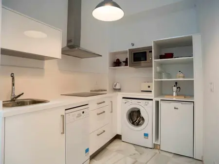 Maison XIXe siècle, Séville centre, 2 chambres, balcon, cuisine équipée, clim, WiFi - Photo 23
