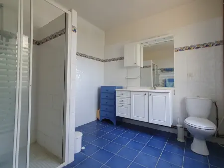 Grande maison 4 chambres proche plage, animaux admis, jardin - Photo 6