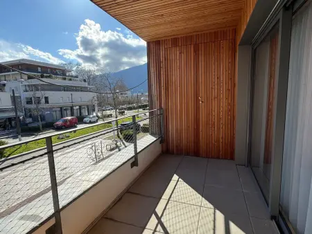 Grand T2 avec 2 terrasses près du lac et garage - Animaux acceptés - Photo 5