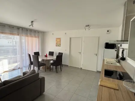 Grand T2 avec 2 terrasses près du lac et garage - Animaux acceptés - Photo 7