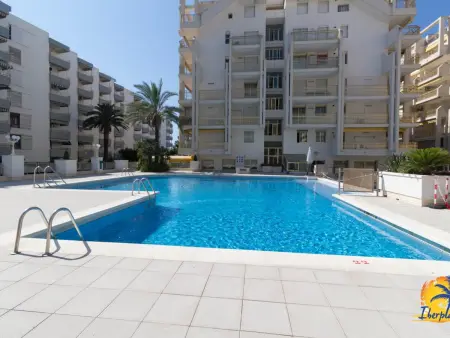 Appartement rénové avec piscine à Salou, proche plage et Port Aventura - Photo 2