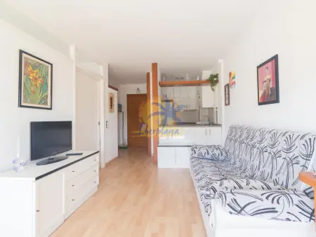 Appartement rénové avec piscine à Salou, proche plage et Port Aventura - Photo 8