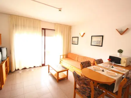 Bel appartement à 200m de la plage avec piscine à Salou - Photo 12
