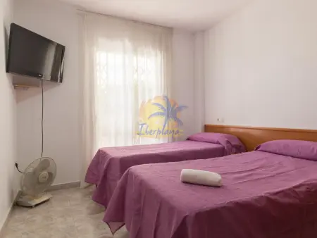 Appartement pour 7 pers, climatisé, à 750m de la plage avec piscine commune, proche Plaza Europa - Photo 5