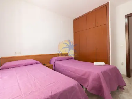 Appartement pour 7 pers, climatisé, à 750m de la plage avec piscine commune, proche Plaza Europa - Photo 6