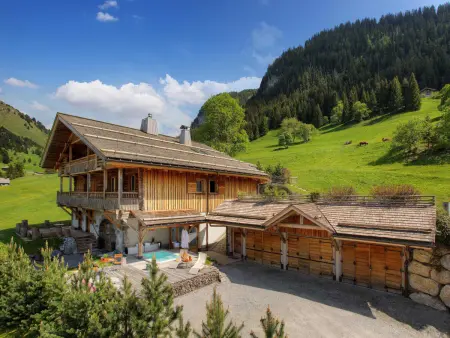 Chalet 5★ avec spa, sauna & hammam pour 15 pers, proche pistes - Photo 1