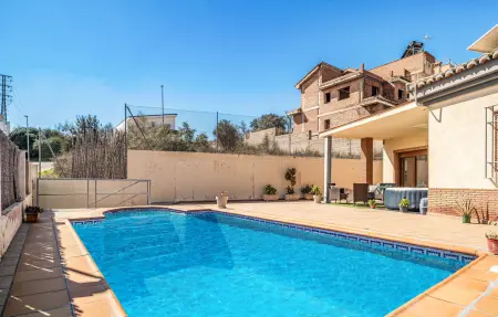 Maison 7 personnes à Jun - Photo 1