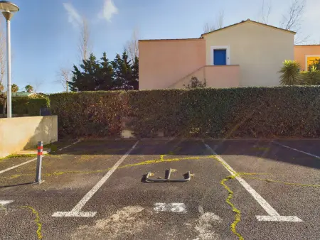 Appartement 2 Pièces RDC avec Terrasse et Parking dans Résidence Sécurisée avec Piscine - Photo 11