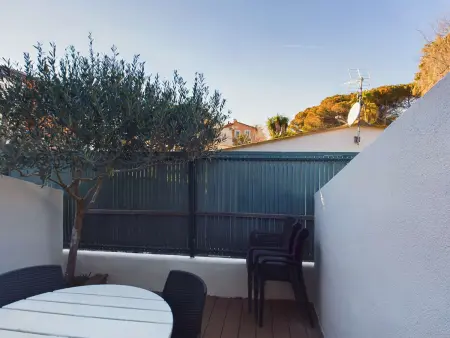Appartement lumineux 2 pièces, terrasse, proche plage, parking, Grau D'Agde - Photo 1