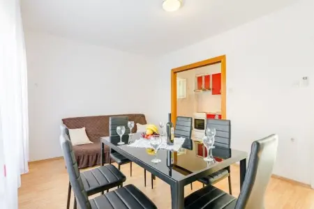 Apartment Marko (ST) - Three Bedroom Apartment with Balcony and Garden View, Apartment Marko (ST) - Three Bedroom Apartment with Balcony and Garden View - Photo 3