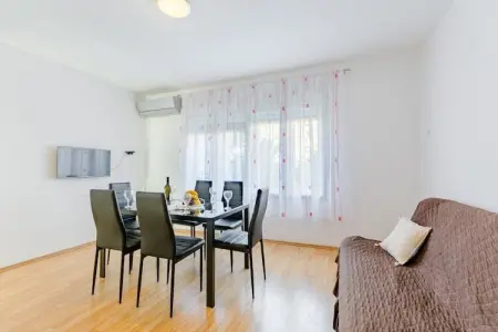 Apartment Marko (ST) - Three Bedroom Apartment with Balcony and Garden View, Apartment Marko (ST) - Three Bedroom Apartment with Balcony and Garden View - Photo 13