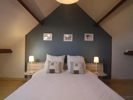 Maison tranquille avec jardin, cheminée et plage à pied - Photo 12