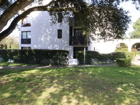 Studio cosy à deux pas de la mer et forêt avec parking sécurisé - Photo 14