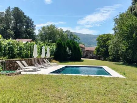 Maison à Alvaredo avec jardin et Wi-Fi, Gite 4 personnes à Melgaço - Photo 1