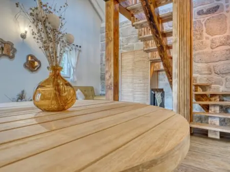 Maison sereine au bord de la rivière avec cheminée - Photo 7