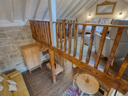 Maison sereine au bord de la rivière avec cheminée - Photo 15