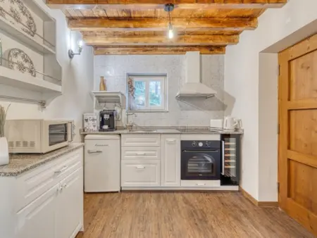 Maison sereine au bord de la rivière avec cheminée - Photo 16