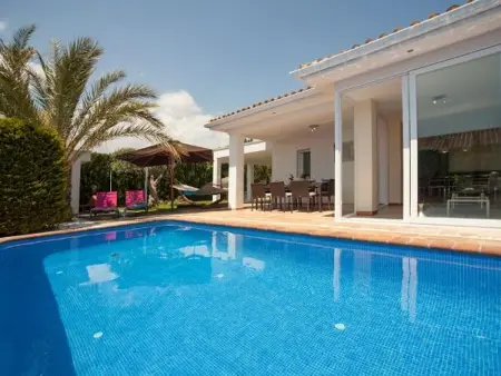 Villa confortable avec piscine privée, jardin, proche plage et activités à Altea - Photo 1