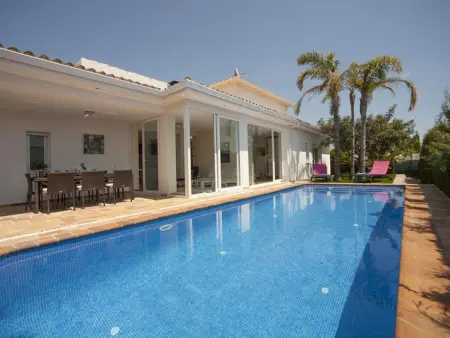 Villa confortable avec piscine privée, jardin, proche plage et activités à Altea - Photo 24