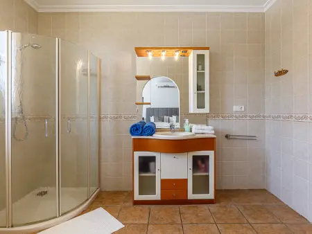 Villa spacieuse avec piscine privée, jardin, 4 ch, proche plage à Altea - Photo 12