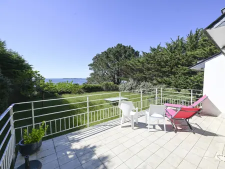 Maison spacieuse à 400m de la plage des Govelins, vue mer - Photo 1