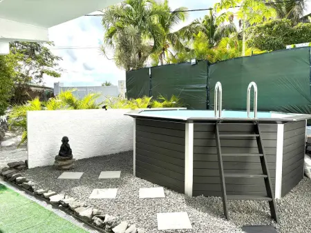 Maison spacieuse avec piscine à Sainte-Anne, 250 m² - Photo 1