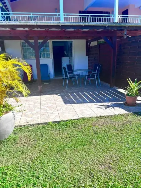 Appartement confortable à Lamentin 60 m² avec jardin - Photo 9