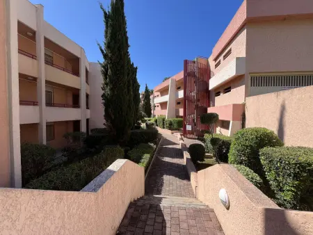 T3 climatisé avec vue sur mer et accès piscine - Photo 10
