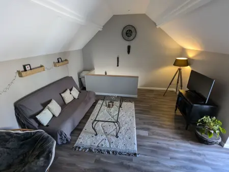 Maison de charme avec terrasse et jardin clos à Messas - Photo 3