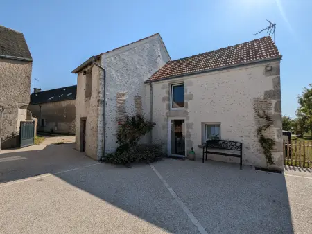 Maison de charme avec terrasse et jardin clos à Messas - Photo 27
