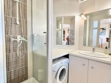Appartement moderne 2 pièces avec balcon et parking à La Londe-les-Maures - Photo 14