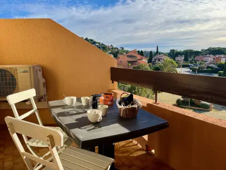 Appartement moderne 2 pièces avec balcon et parking à La Londe-les-Maures - Photo 16