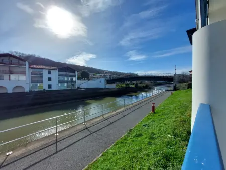 Charmant T2 avec piscine à 2 min de la plage, Appartement 4 personnes à Urrugne - Photo 17