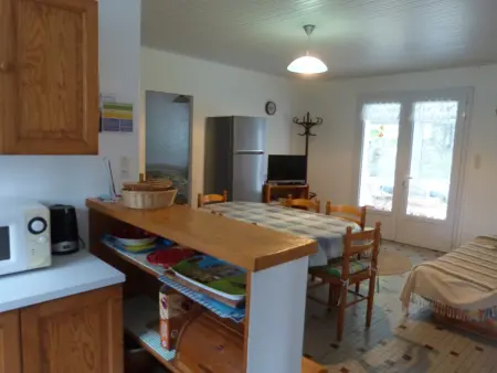 Maison mitoyenne à Barbâtre près de la plage - 4/6 personnes - Animaux admis - Photo 2