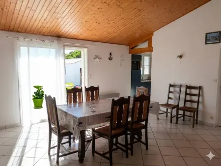 Maison spacieuse à Barbâtre, proche plage, pour 6 pers - Photo 1