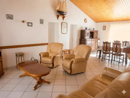 Maison spacieuse à Barbâtre, proche plage, pour 6 pers - Photo 3