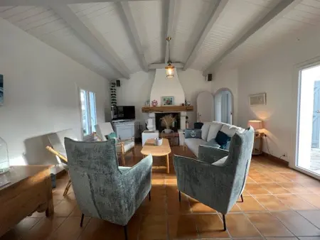 Maison spacieuse à Barbâtre, proche plage, pour 8 personnes - Photo 4