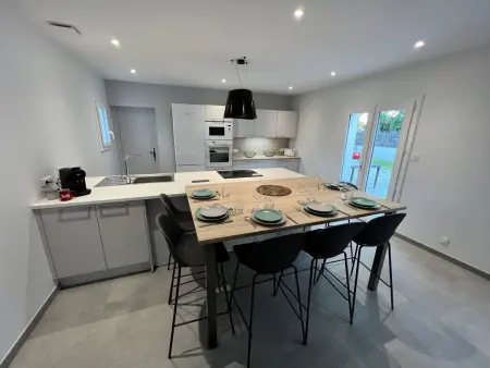 Maison spacieuse à Barbâtre, proche plage, pour 8 personnes - Photo 5