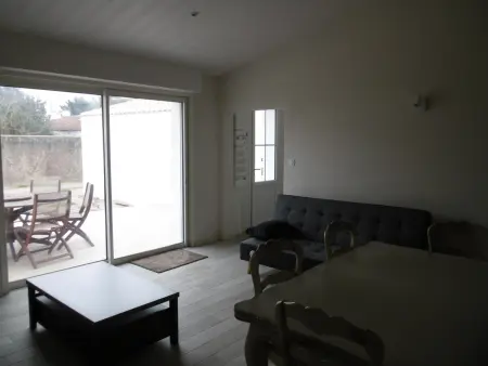 Maison rénovée 6 pers, proche de la plage, terrasse et parking - Photo 5