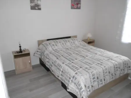 Maison rénovée 6 pers, proche de la plage, terrasse et parking - Photo 8