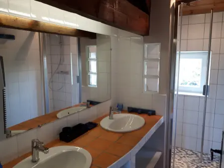 Maison rénovée avec jardin, près de la plage - 5 pers, parking - Photo 11